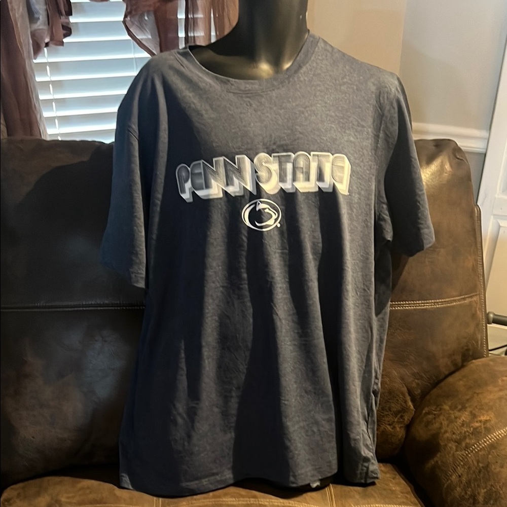 Colosseum Gray Short Sleeve Tee